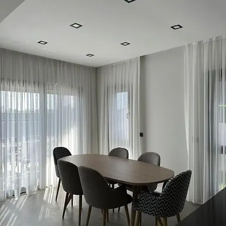 빌라 Venezia 4 Bedrooms